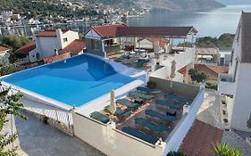 Makis Village-Apartments